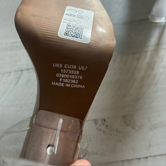 ASOS DESIGN Wide Fit Notion Sandals - Picture 4 of 6